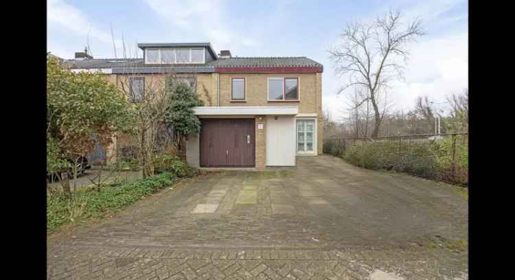 Royale Hoekwoning Middelwatering 6 Slaapkamers Garage Tuin