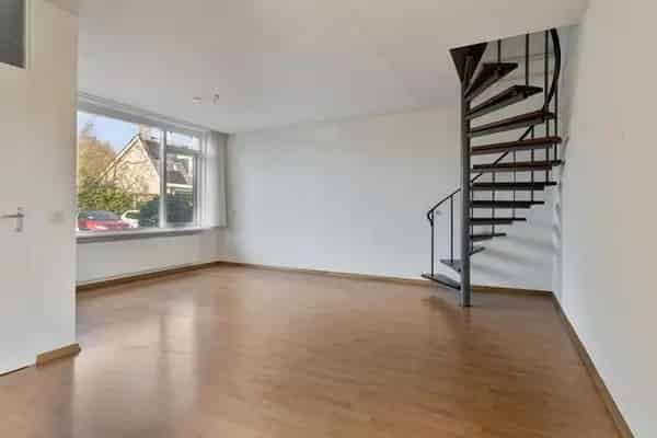 Tussenwoning 's-Gravenpolder 2 slaapkamers tuin berging