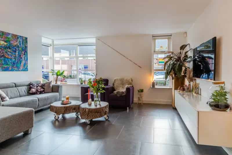 Twee Onder Een Kap Woning Empel 4 slaapkamers Zonnepanelen Garage