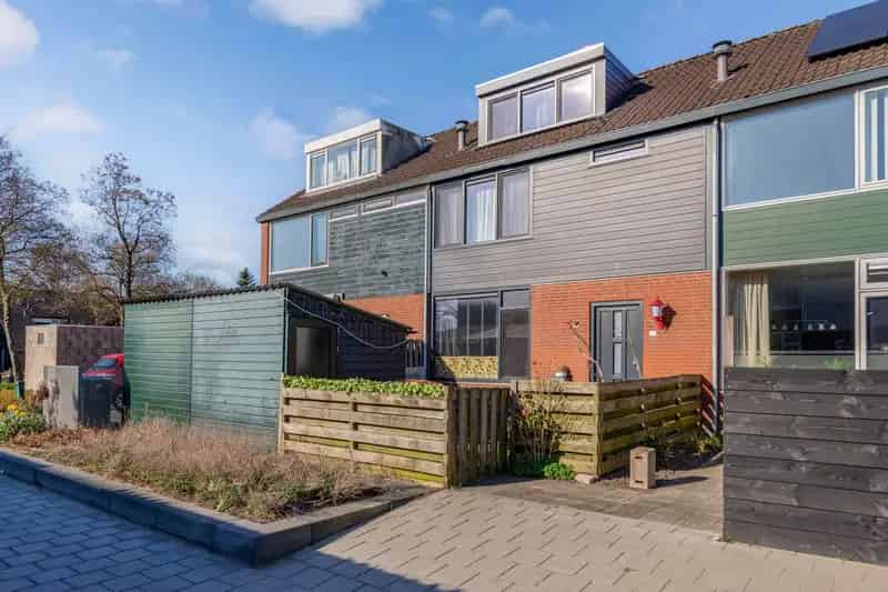Grote gezinswoning 4 slaapkamers Lelystad