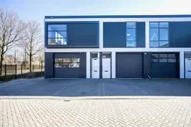 77 - 82 m2 bedrijfsruimte te huur in Utrecht
