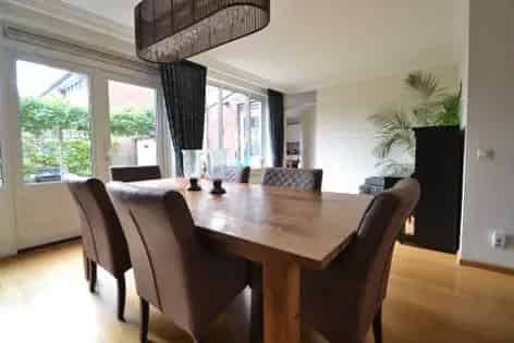 5 kamers huis van 195 m² in Rijnsburg