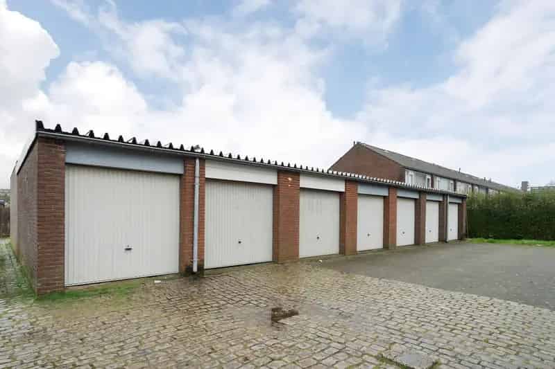 Garage te koop Breda 175m2 Opslag Auto Motor