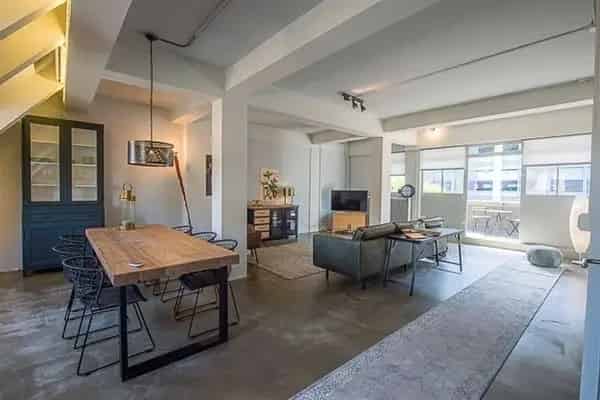 Rotterdam Centrum: Stijlvolle Gemeubileerde Bovenwoning met Dakterras