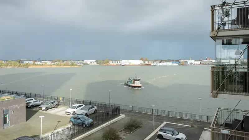 Luxe 4-kamer appartement Ridderkerk met rivierzicht