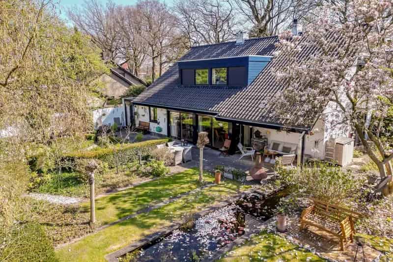 Royale Vrijstaande Woning Breda 4 slaapkamers Grote Tuin