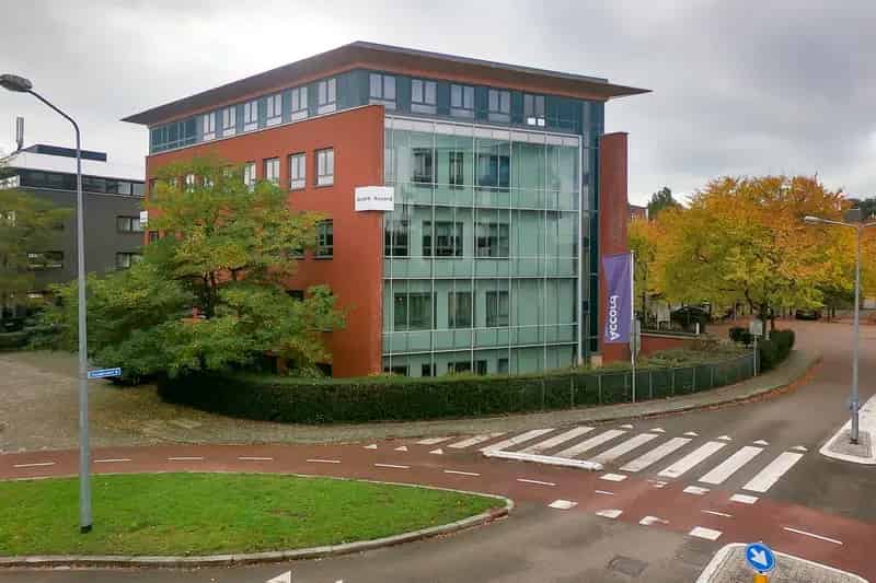 Kantoorruimte te Huur Huizen 214m2 4 parkeerplaatsen