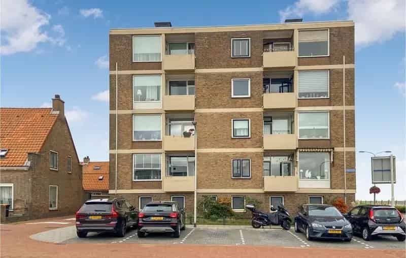Gemeubileerd 3-kamerappartement nabij zee tijdelijk te huur