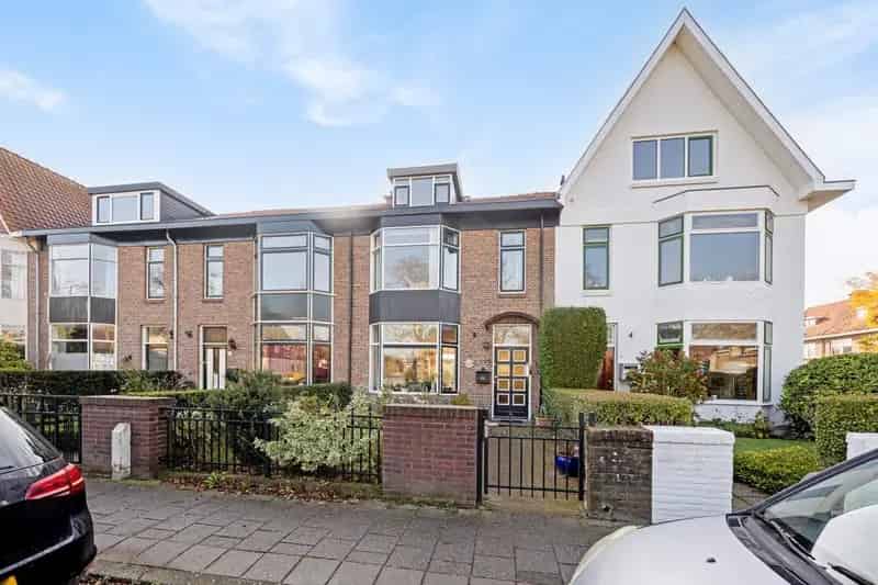Gezinswoning Voorschoten: Diepe Tuin Vrij Uitzicht 150m2