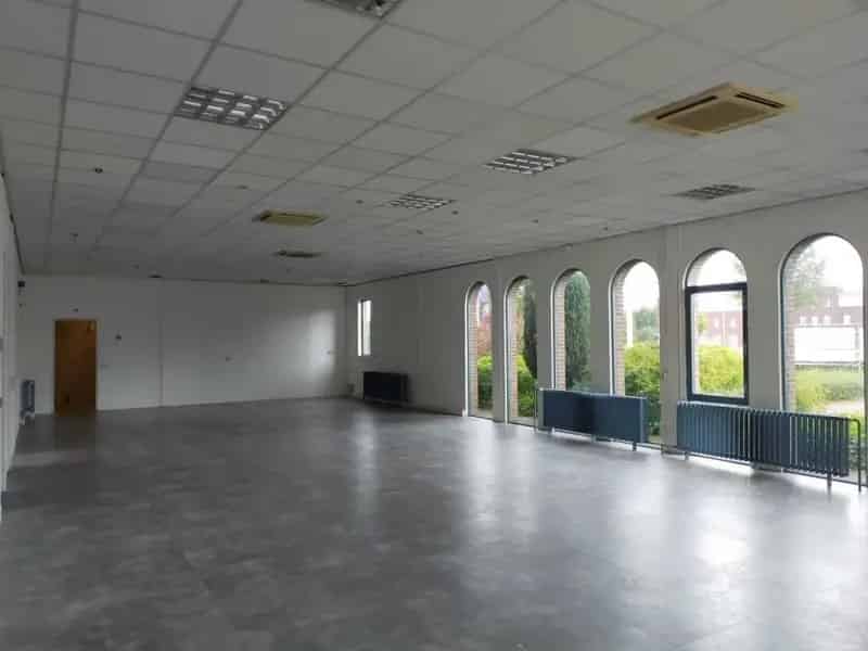 Bedrijfsruimte 62m2  Uitbreiding mogelijk tot 90m2