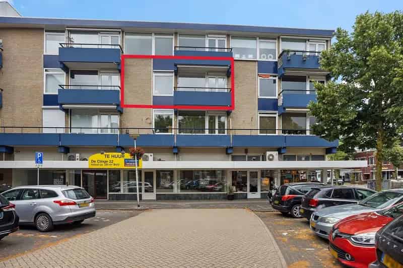 Appartement te koop Bussum: Licht 3-kamer appartement met balkon