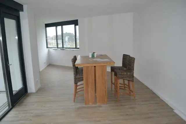 Portiekflat Veldhoven 3 Kamers 87m2 te Huur