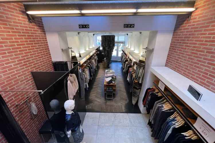 Winkel Delft | Zoek winkels te huur: Brabantse Turfmarkt 84 2611 CP Delft [funda in business]