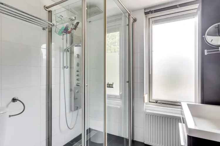 Hoekwoning Heesterakker 3 slaapkamers carport tuin