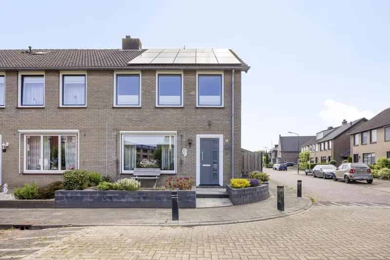 Hoekwoning 5 slaapkamers garage Rand Centrum