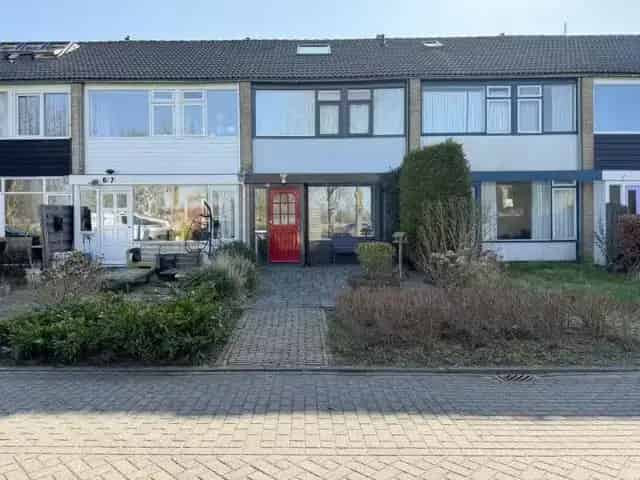 Woning te Bergen NH 112m2  Zonnige Tuin 5 Zonnepanelen Garage Optie