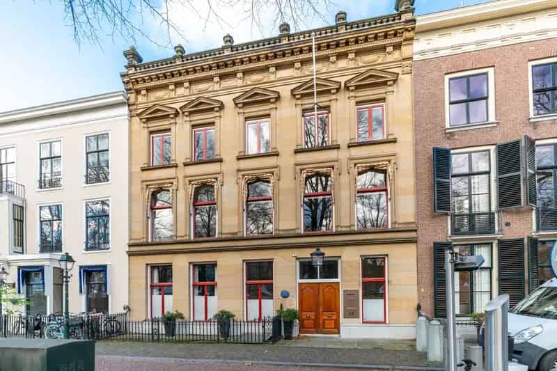 Kantoor te huur Lange Voorhout Den Haag 1084m2