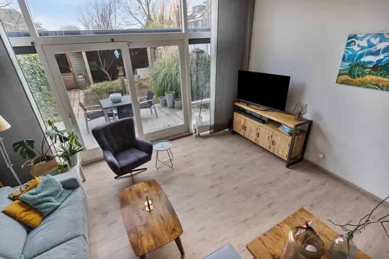 Splitlevel woning Nijkerk 5 slaapkamers grote garage