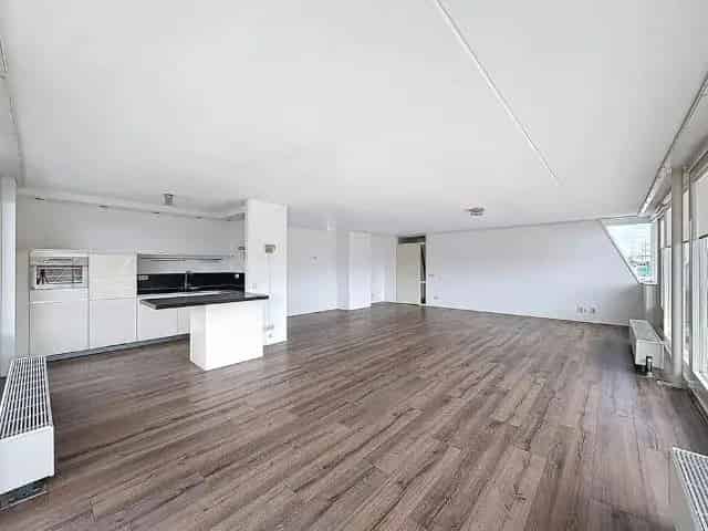 Ruim Penthouse Appartement Heemstede te Huur