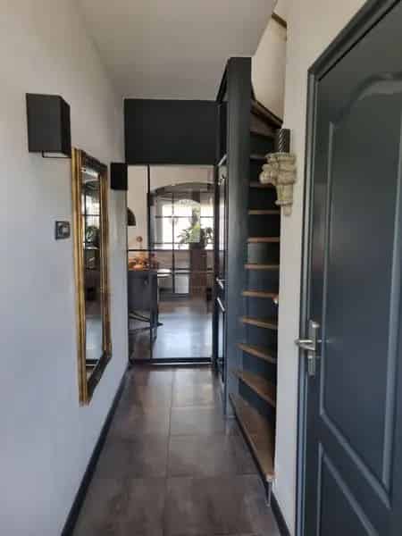 Ruime Hoekwoning Helmond Nabij Eindhoven