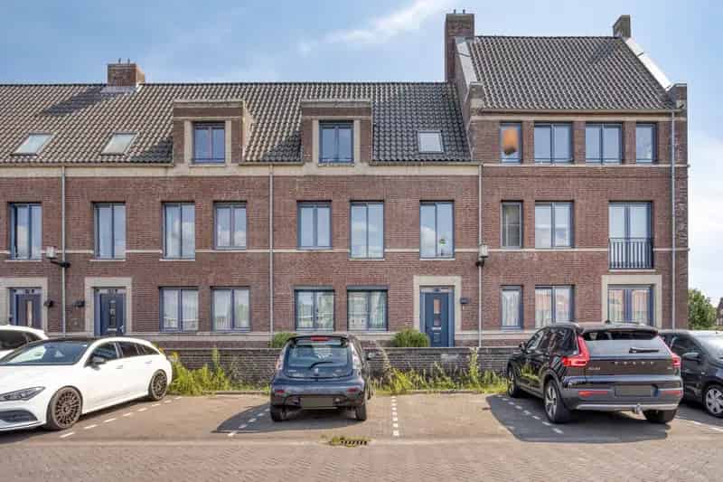 Huis te koop: Walgang 7 4931 DH Geertruidenberg | Funda