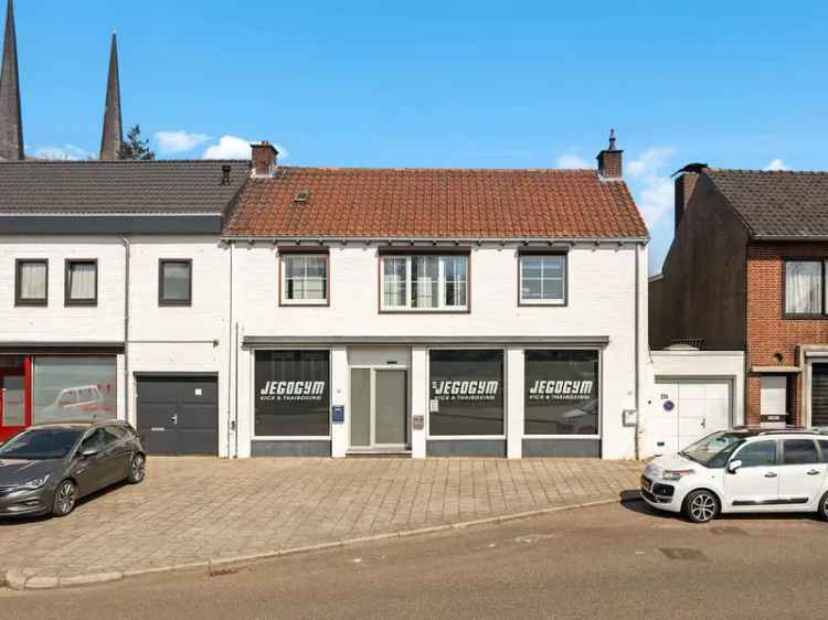Uniek Pand met Sportschool en Bovenwoning te Sittard