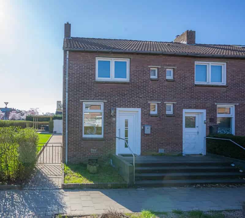 Gasloze Hoekwoning Heerlen Ruime Tuin 2 Slaapkamers