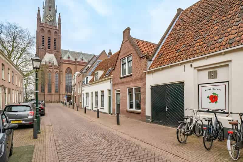 Uniek wonen IJsselstein: karakteristieke woning met dakterras