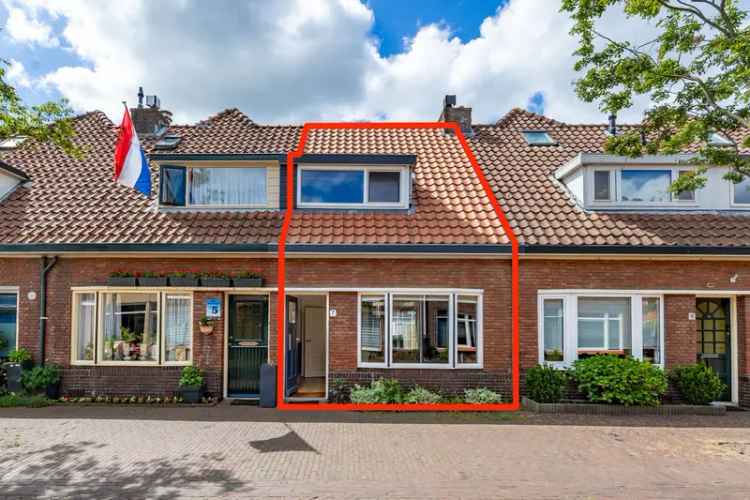 Jaren 30 Tussenwoning Voorschoten Centrum - Vele Mogelijkheden