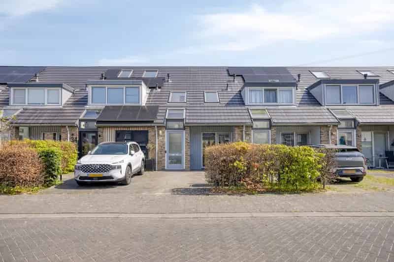 Huis te koop Rotterdam Nesselande Instapklare 2 slaapkamers