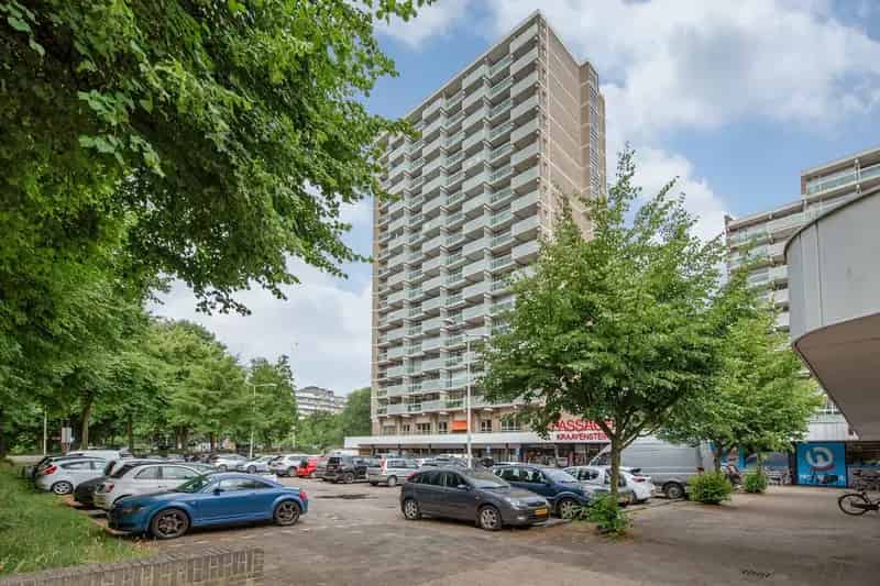 Te Koop: Modern 2-kamerappartement Kraayenstein Den Haag