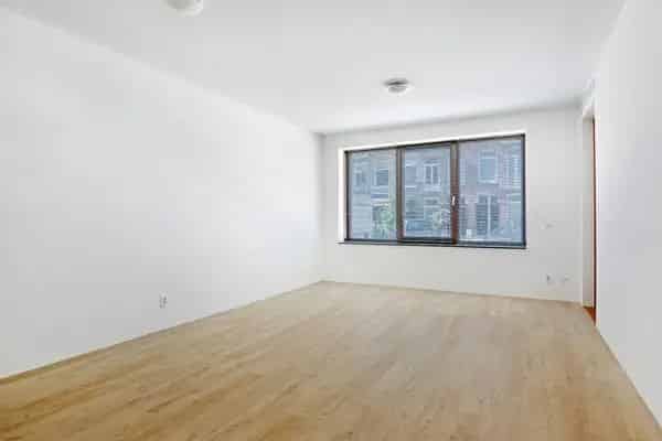 Ruim 3-kamer appartement Amsterdam Oud-West