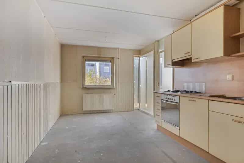 Moderne gezinswoning nabij voorzieningen in Almere