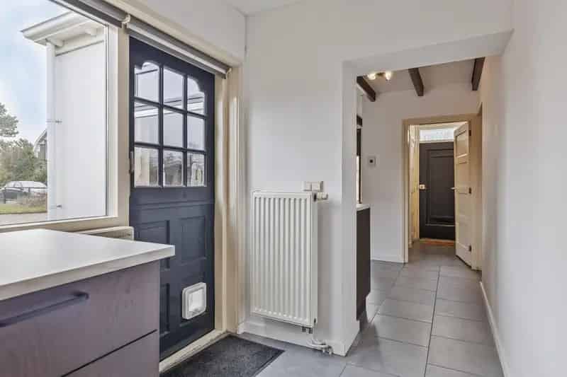 Ruime woning met polderzicht en vele mogelijkheden