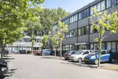24-2000 m2 Kantoorruimte te Huur Woerden
