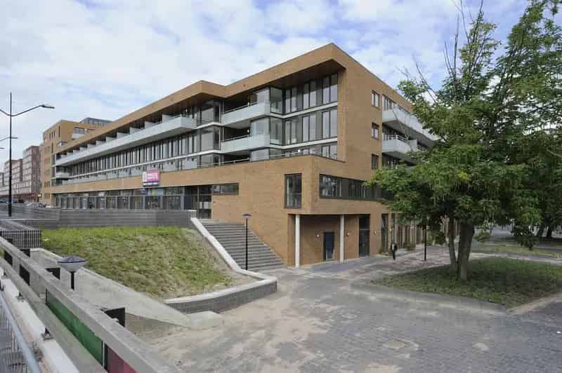5-Kamer Tussenwoning Nederhorst den Berg Ruime Tuin 129m2