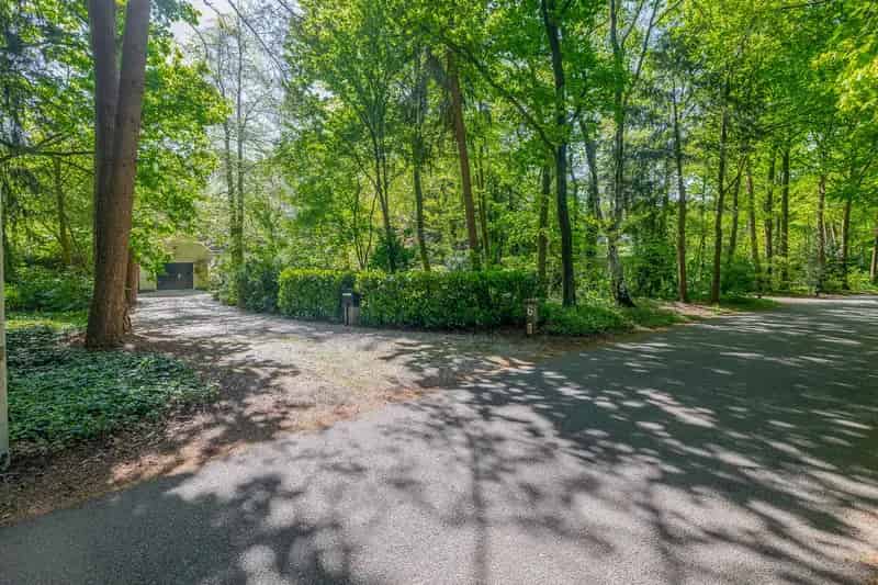 Vrijstaande Villa Wageningen 2520m2 Perceel 4 slaapkamers