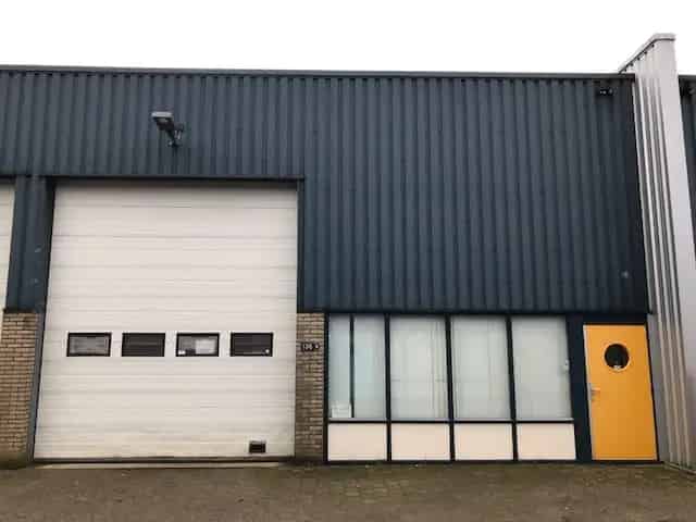 Bedrijfshal te Huur Weert 200m² Kantoor 40m²