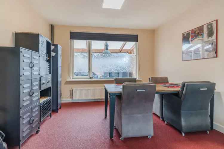 Tussenwoning 4 slaapkamers Sprang Capelle Zonnige Tuin