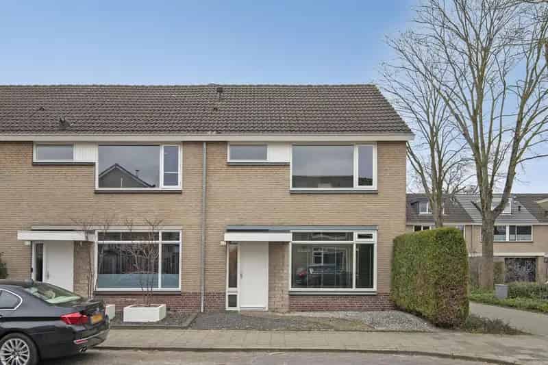 Ruime Hoekwoning te Uden 145m2 Garage 3 Slaapkamers
