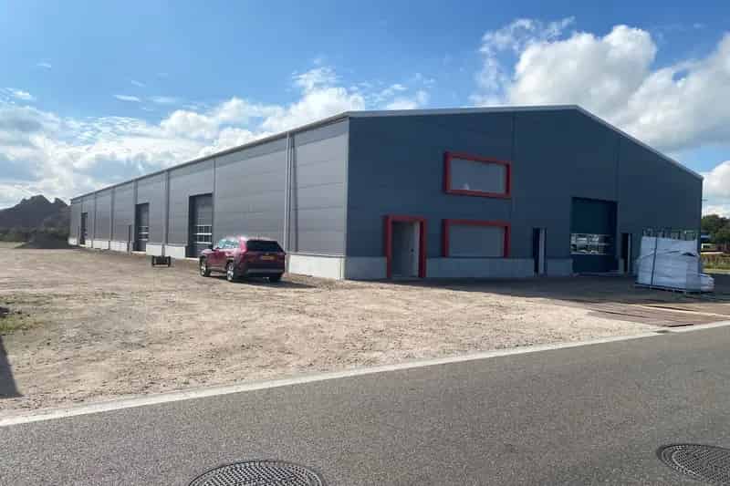 Bedrijfshal te huur Balkbrug 1500m2