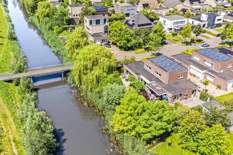 Luxe Villa in Othene Terneuzen Energiezuinig 5 slaapkamers Grote Tuin