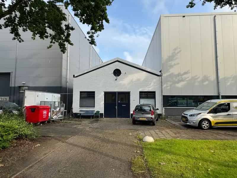 Bedrijfshal Katwijk 260m² te koop