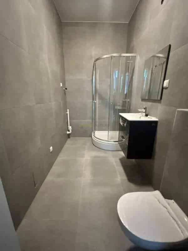 Te huur Studio Rotterdam Overschie gerenoveerd