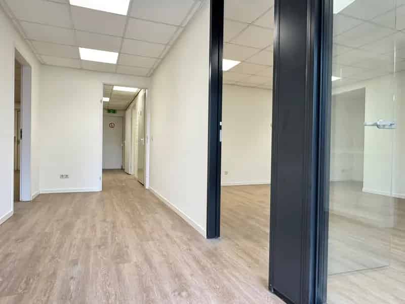 Bedrijfshal te huur Eersel 800m2 Kantoor en bedrijfsruimte