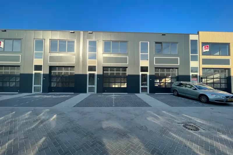 Bedrijfsunit te huur Sliedrecht 114m²