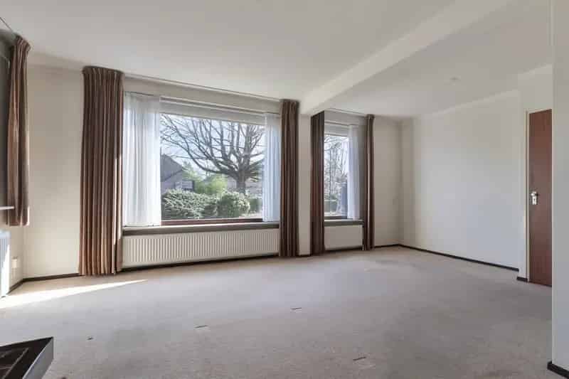 3 Kamer Appartement Apeldoorn West  Tuin Garage