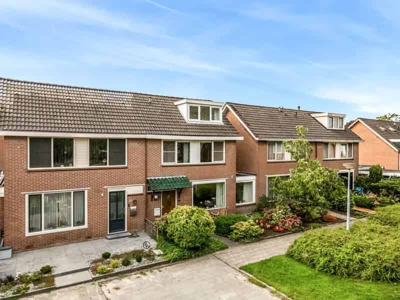 Huis te koop: Lisweg 305 1511 XP Oostzaan | Funda