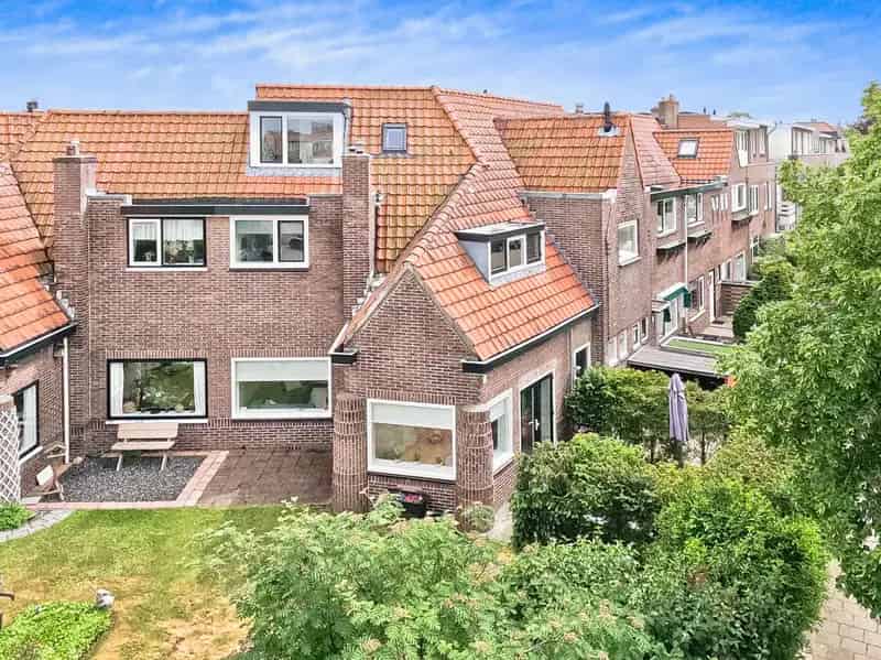 Huis te koop Haarlem Planetenbuurt 3 slaapkamers gerenoveerd