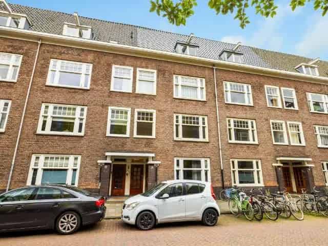 3-kamerappartement Amsterdam Stadionbuurt 54m2 Zonnig Balkon